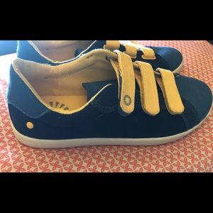 Ugg Alix Skater Sneakers